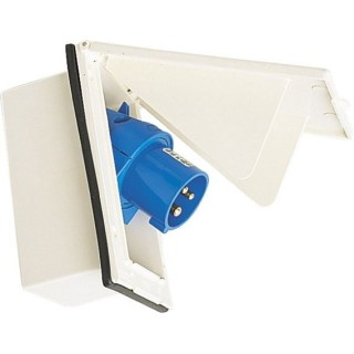 1 - Externe blauwe camperstekker CEE 230V ingebouwd met witte afdekking